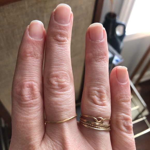 5 gold-filled stacker rings - Bread&Circus & Etsy - Picture 2 of 8